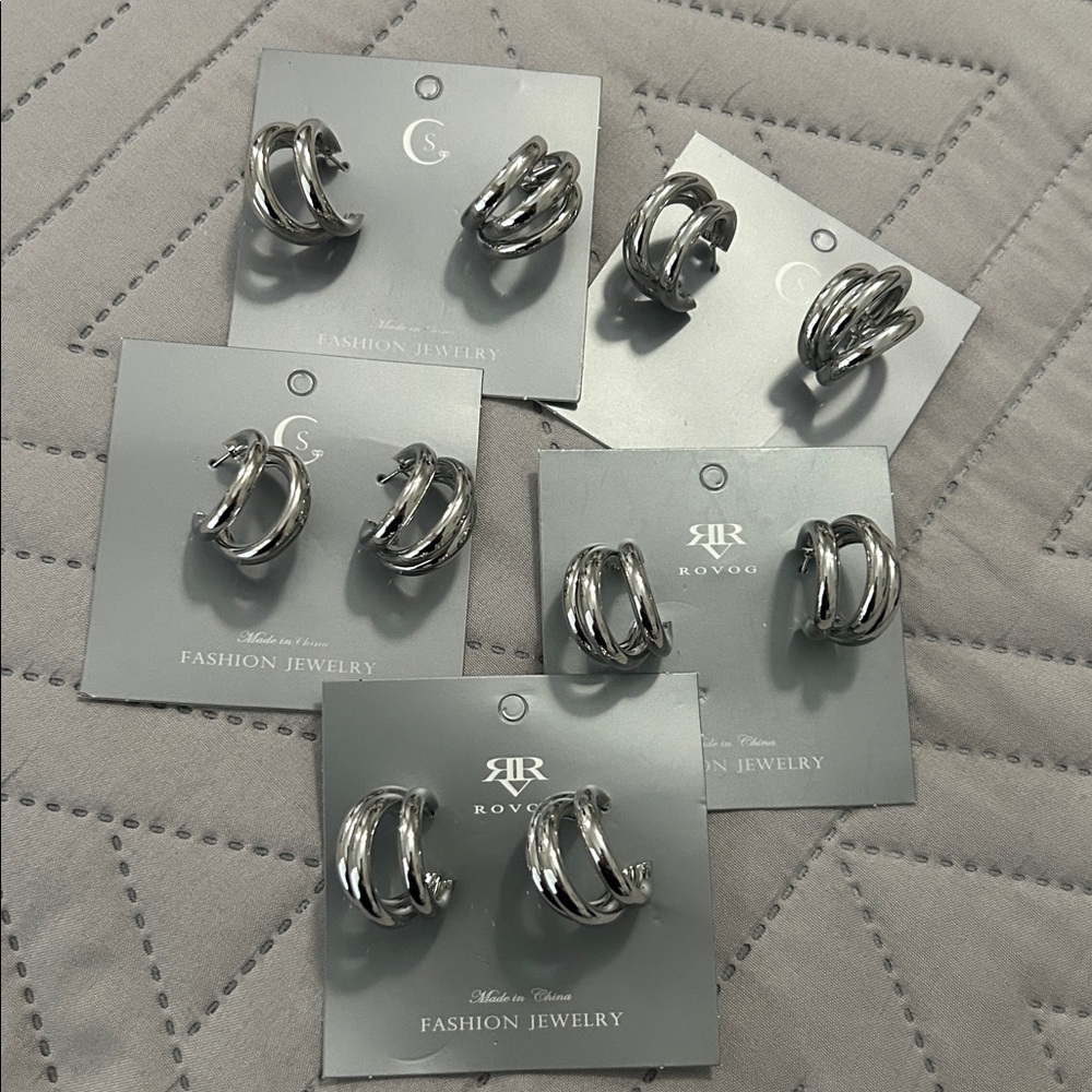 💕5/$15 Set of 5 Silver Triple Hoops, NEW